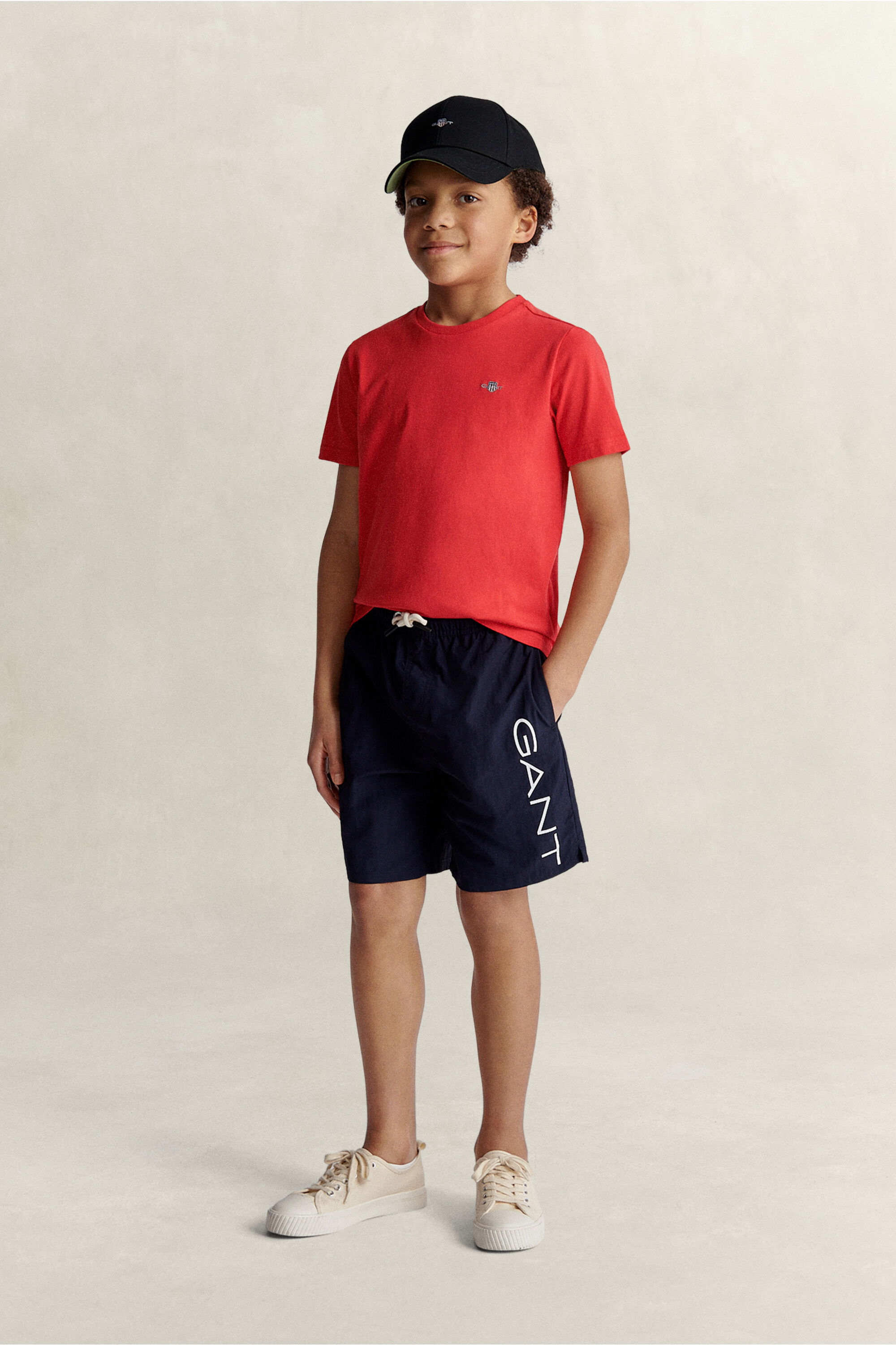 T-shirt Shield Ado