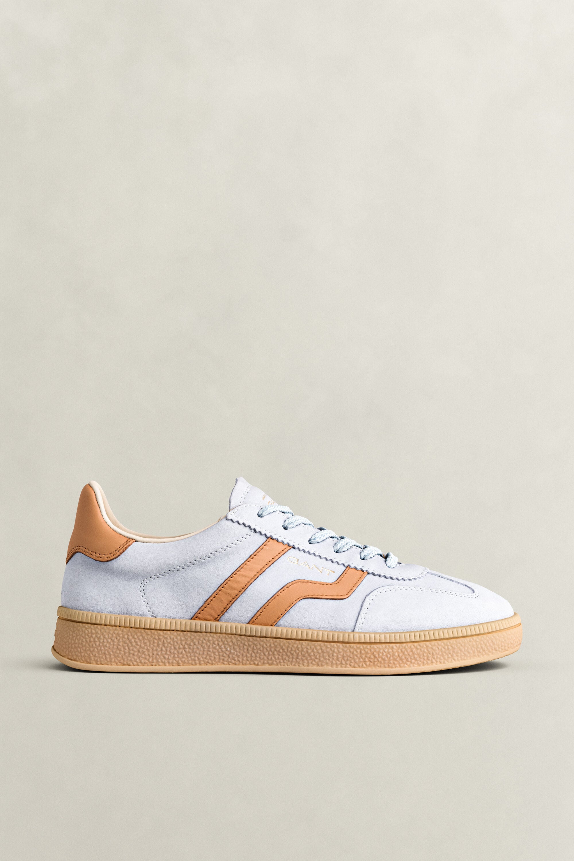 Baskets en daim Cuzima