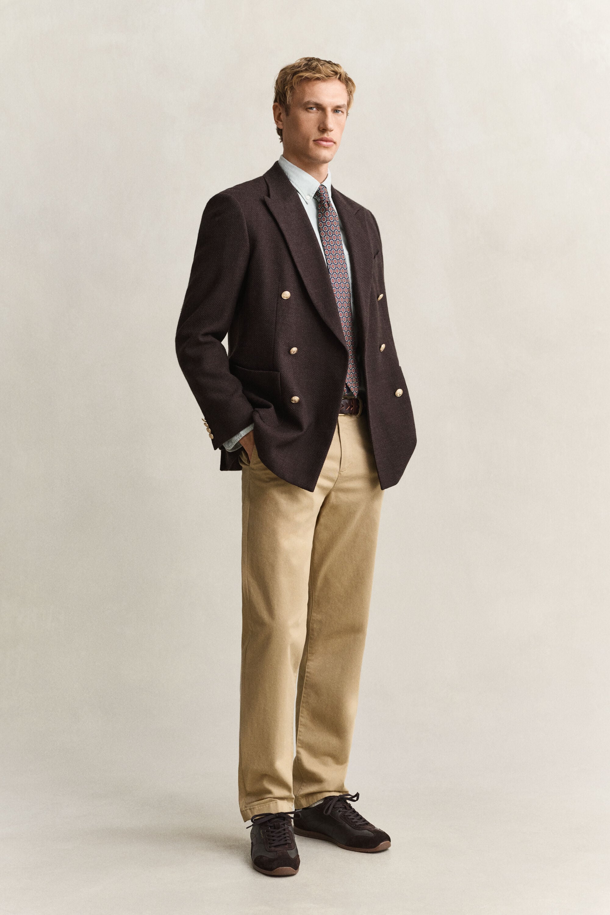 Pantalon chino classique coupe regular