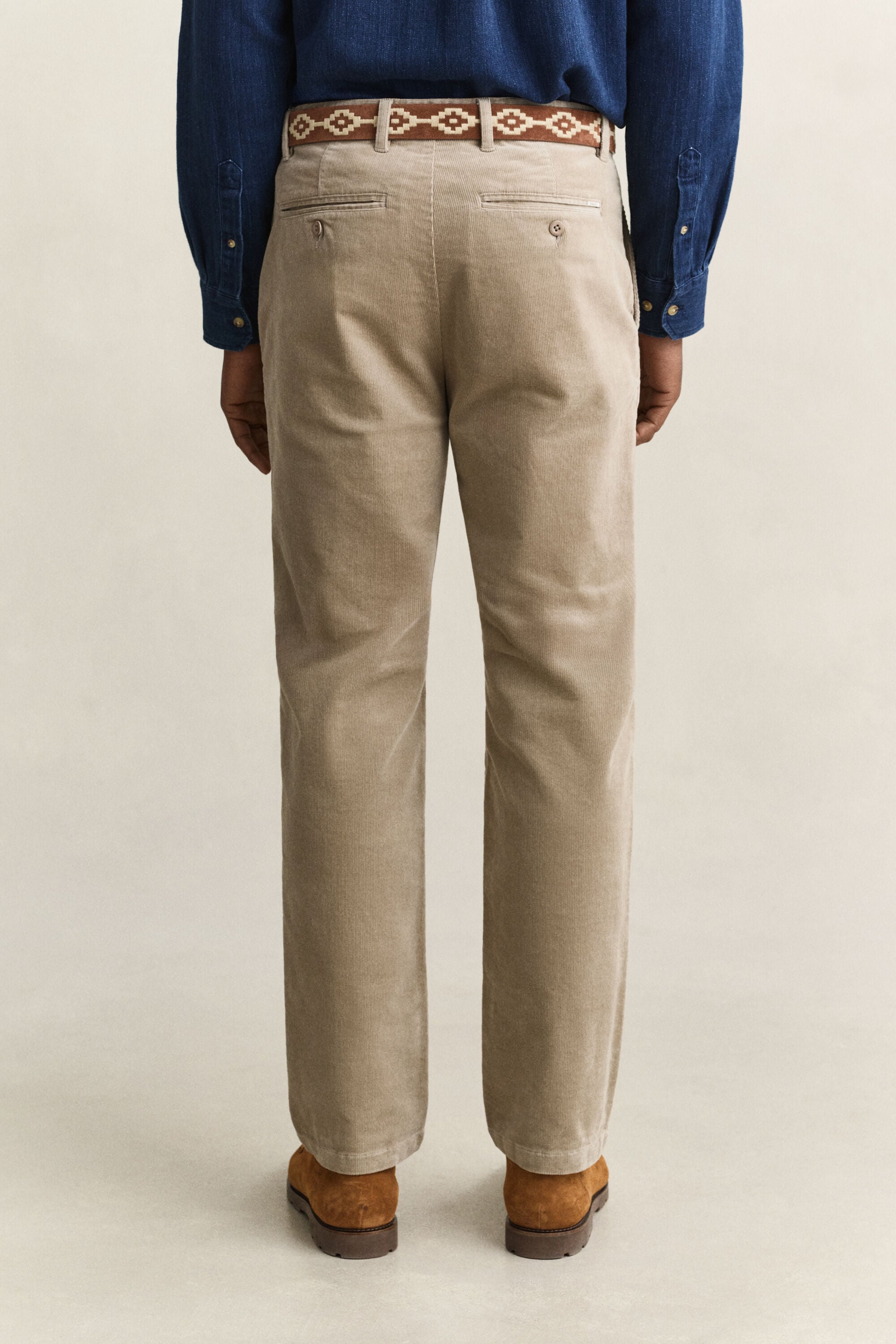 Pantalon Regular en velours côtelé