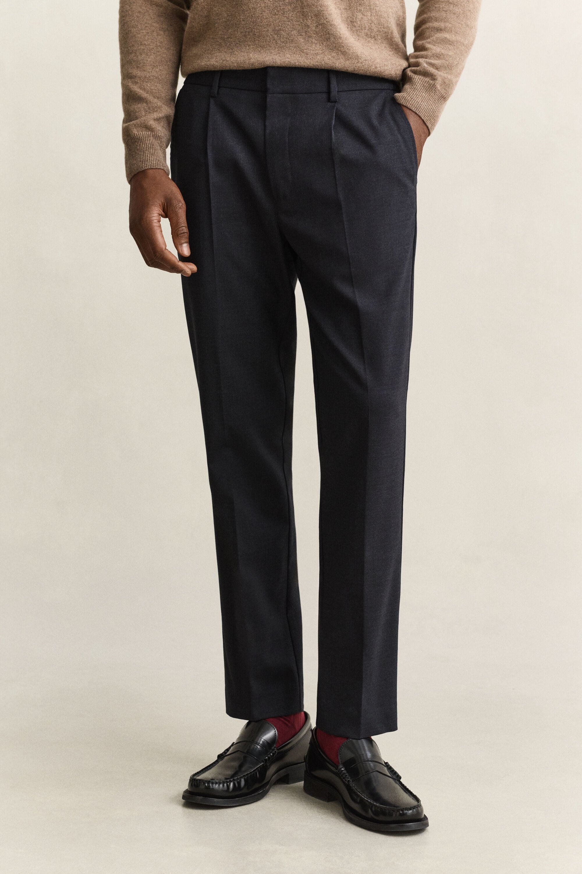 Pantalon coupe fuselée en laine