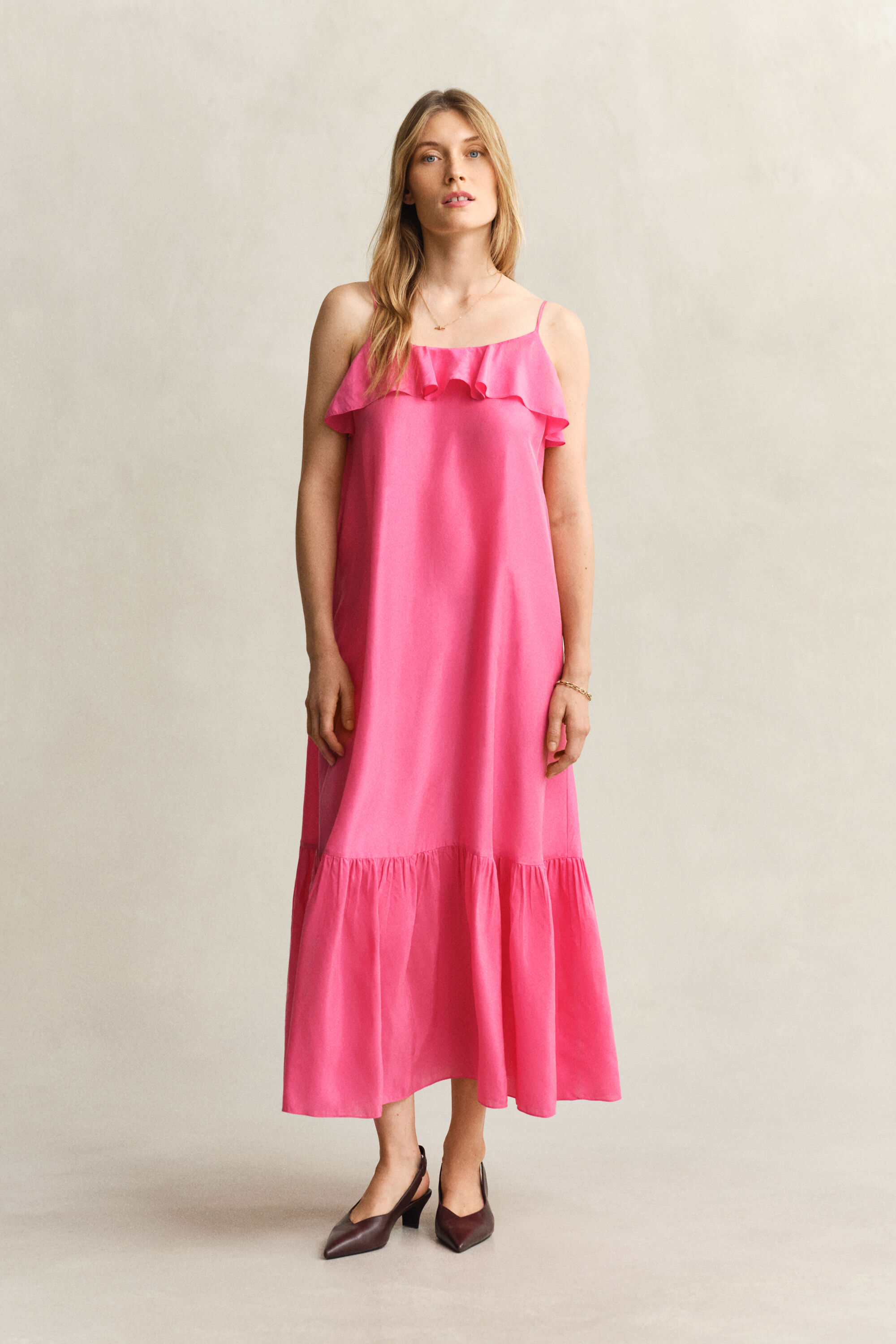 Robe midi à lanières en soie