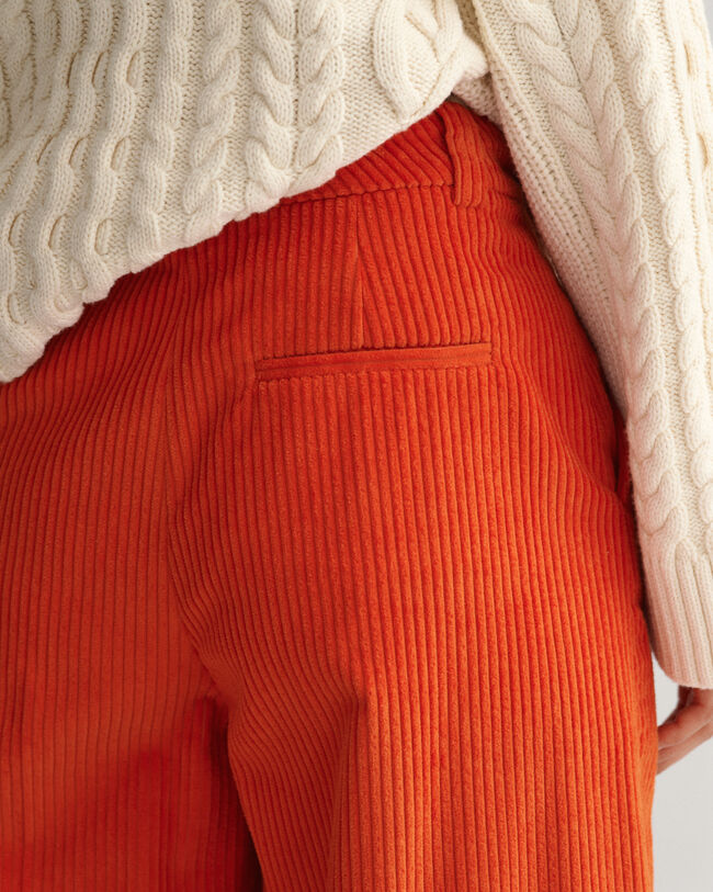 Pantalon taille haute en velours c&ocirc;tel&eacute; &agrave; jambes larges