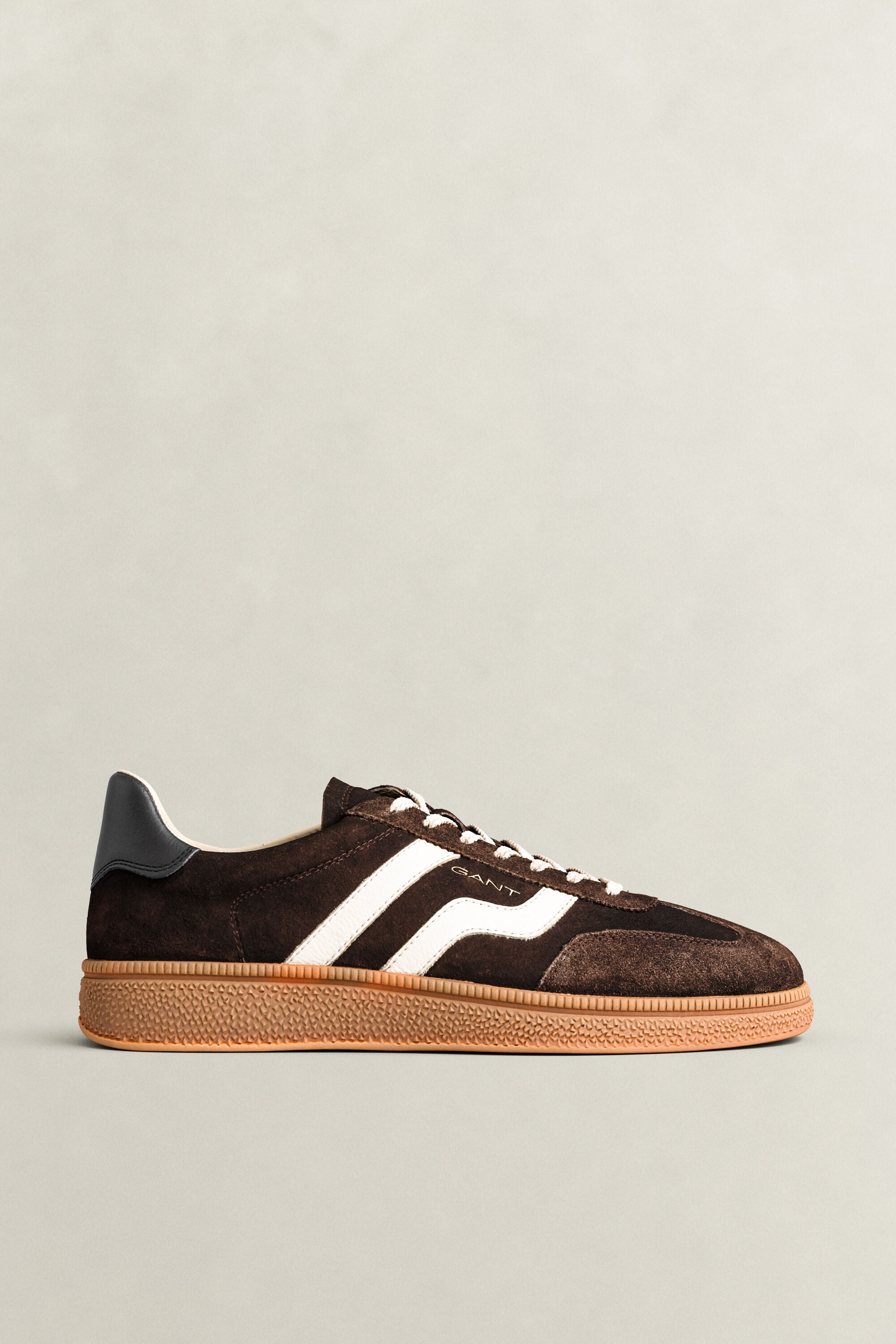 Baskets en daim Cuzmo