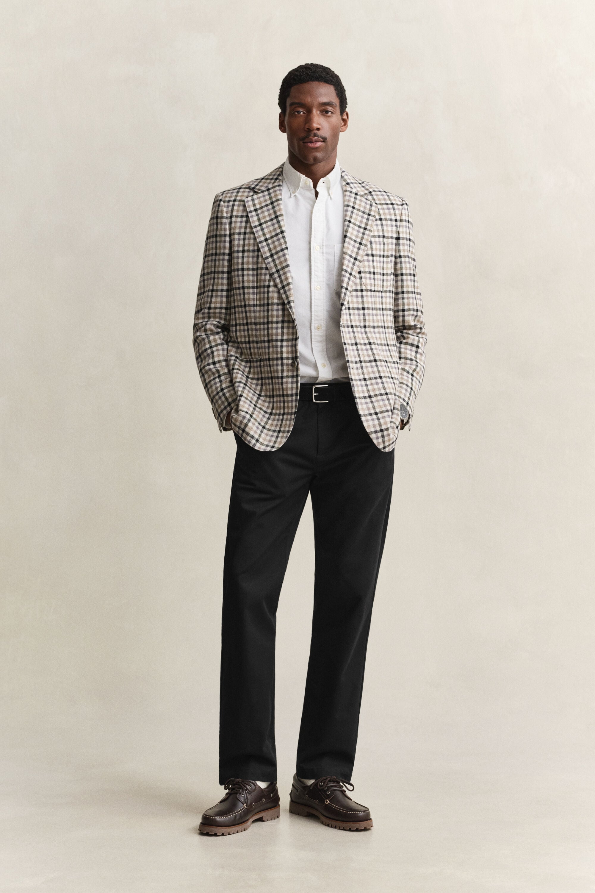 Pantalon chino élégant coupe regular