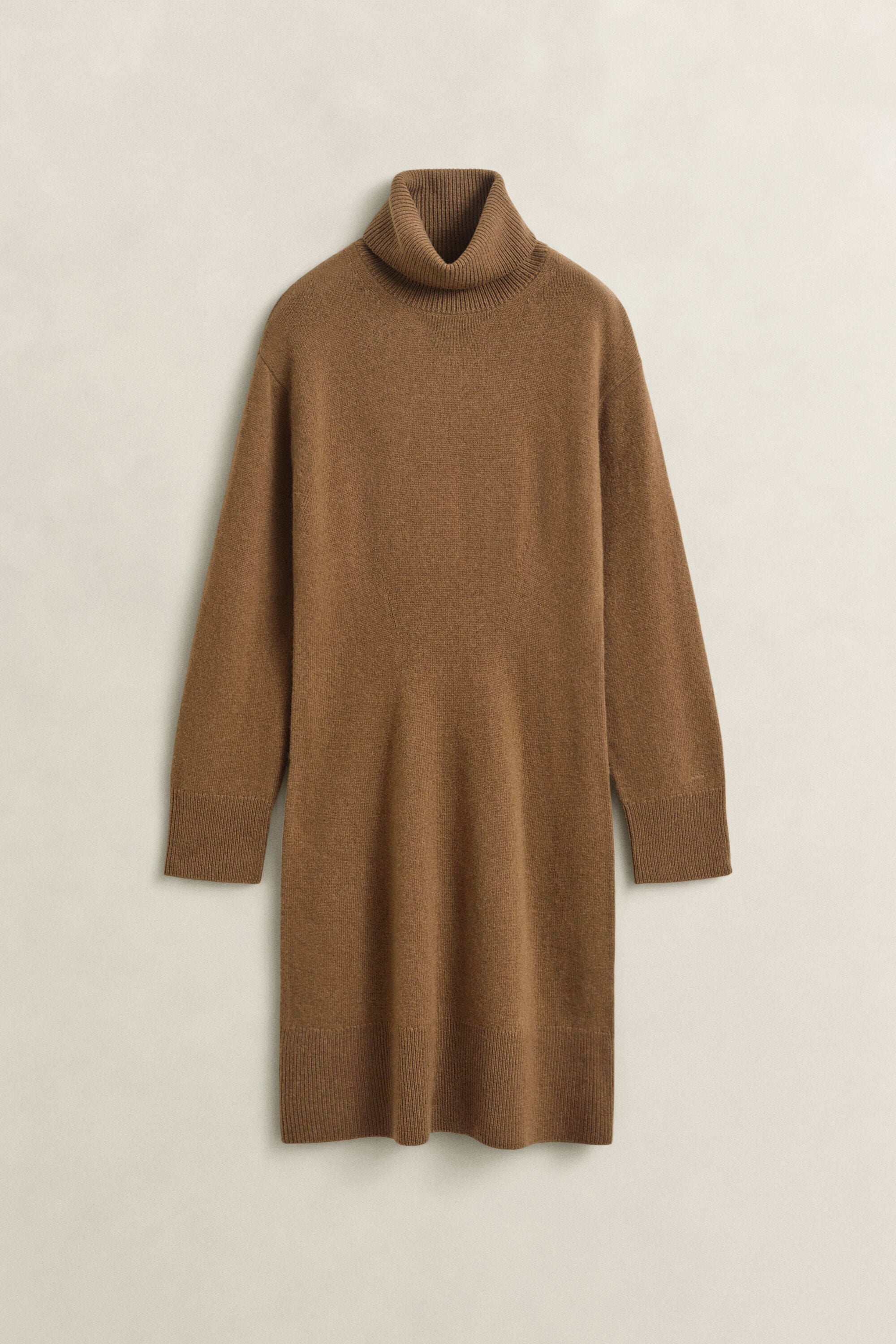Robe à col roulé en laine et cachemire