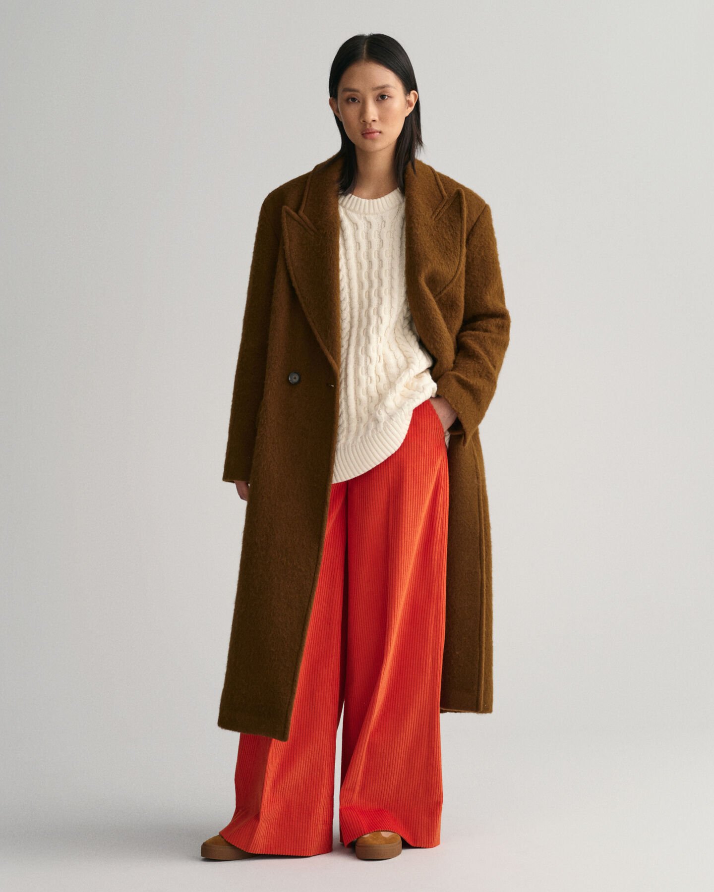 Pull ras du cou ultra-ample en maille torsad&eacute;e