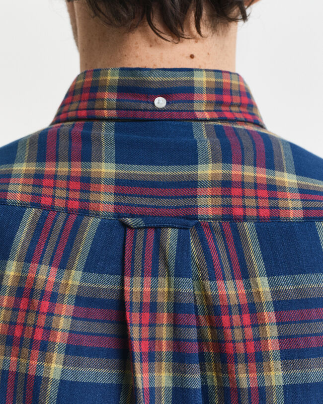 Chemise coupe regular en sergé à carreaux indigo