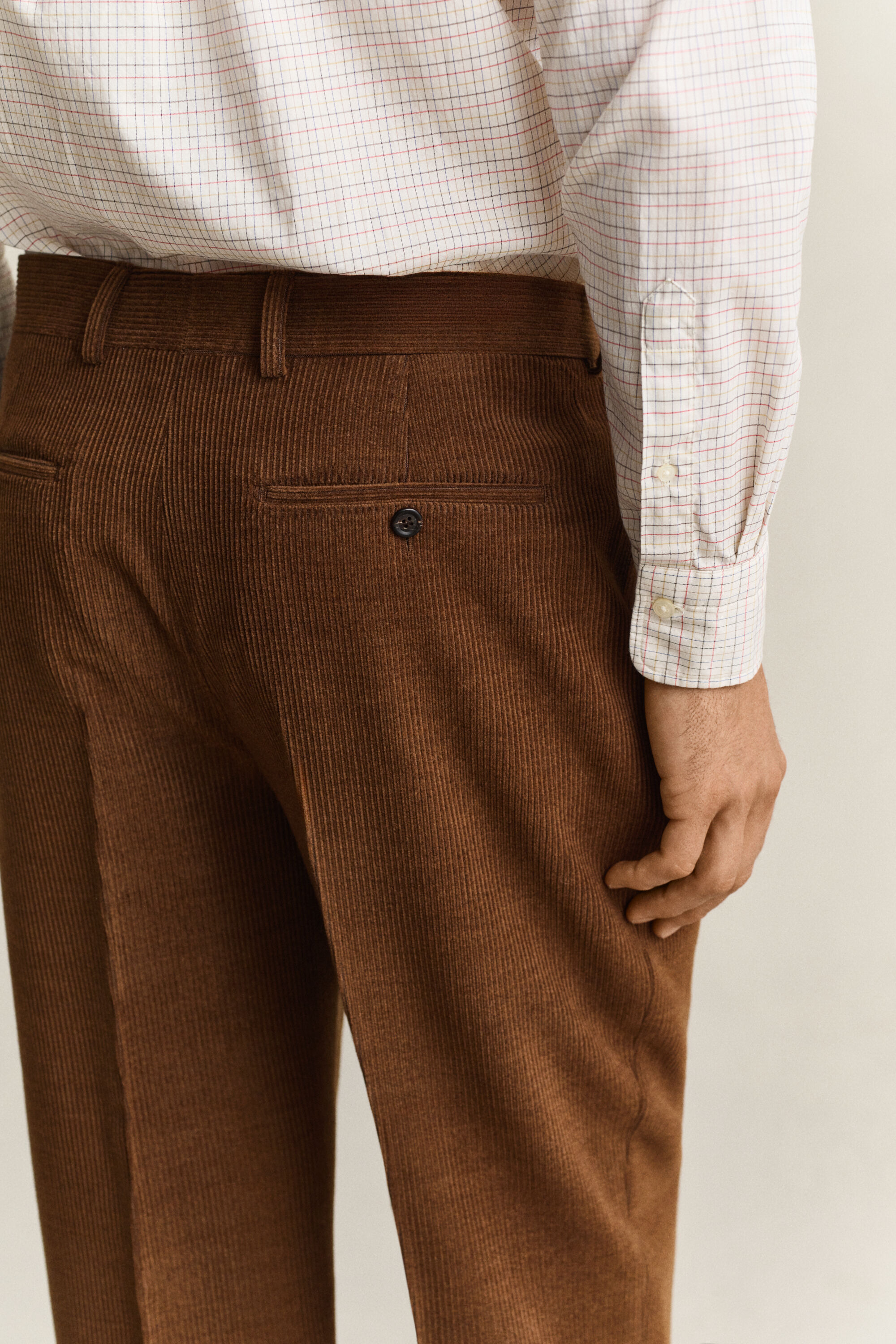 Pantalon de costume en velours de laine côtelé Gant x Yale
