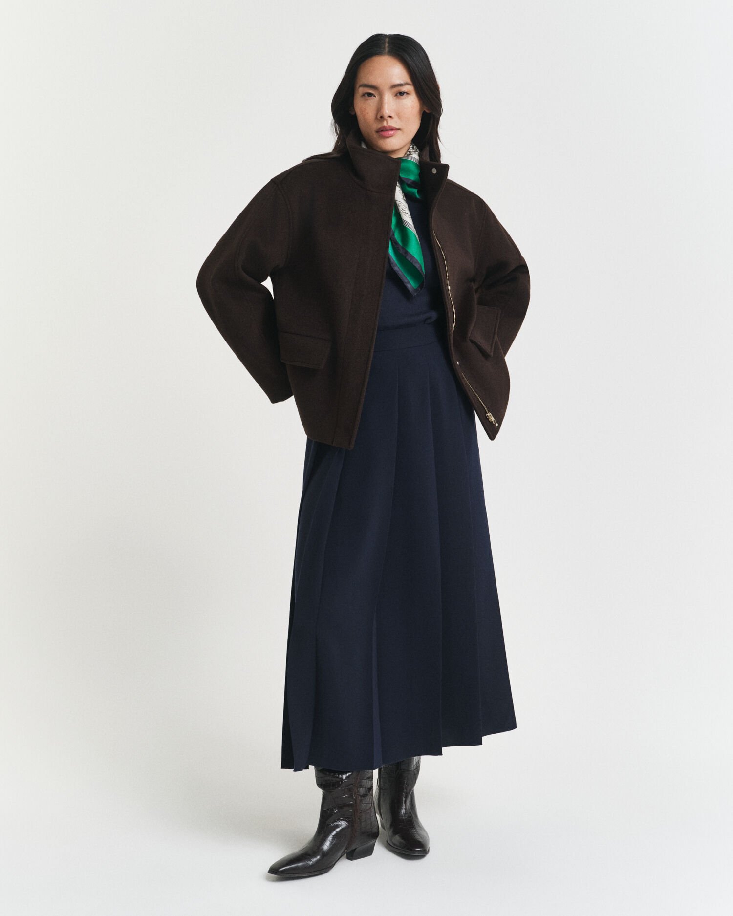 Veste courte zippée en laine