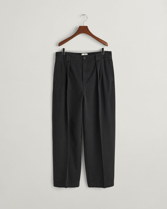 Pantalon chino en sergé plissé