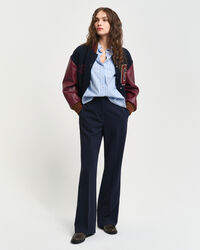 Pantalon habillé coupe slim évasé