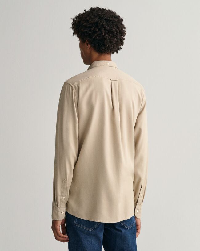 Chemise regular fit en lyocell teinte en pi&egrave;ce