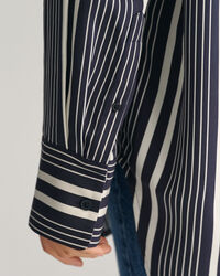 Chemise relaxed fit &agrave; imprim&eacute; ray&eacute;