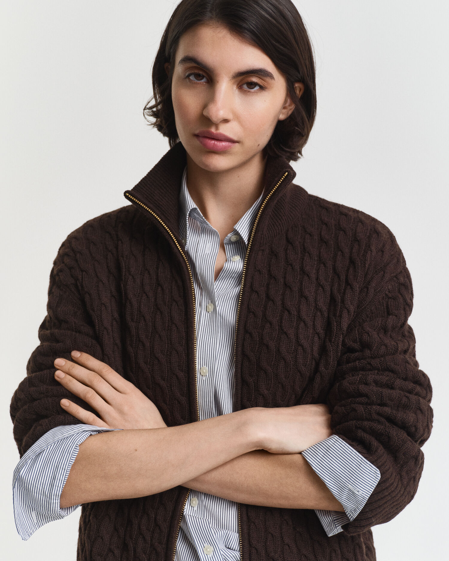 Cardigan zippé en maille torsadée