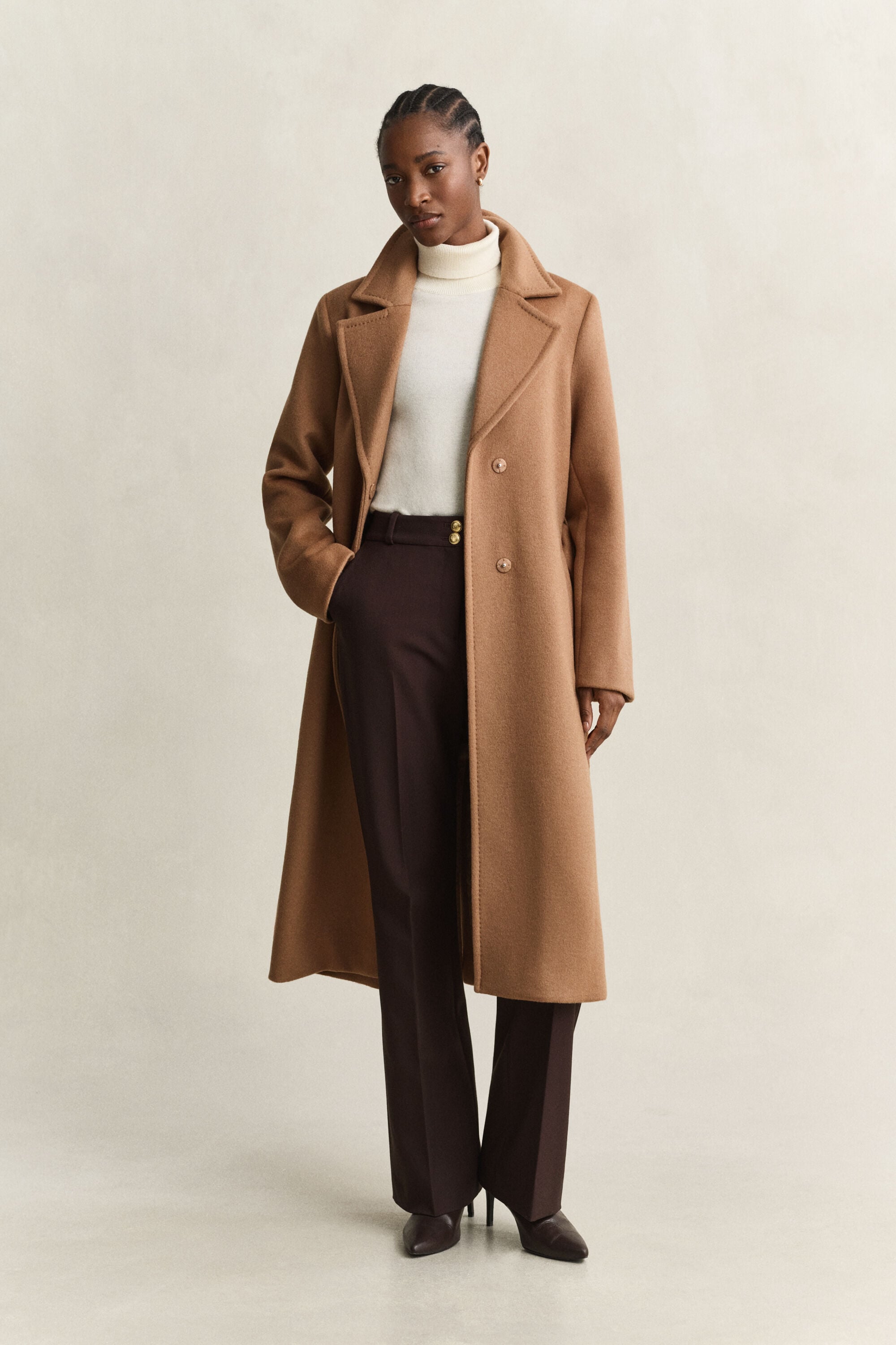 Manteau en laine mélangée avec ceinture