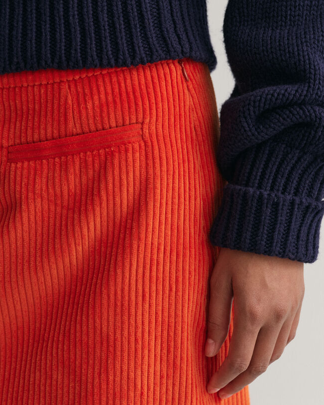 Mini-jupe en velours côtelé