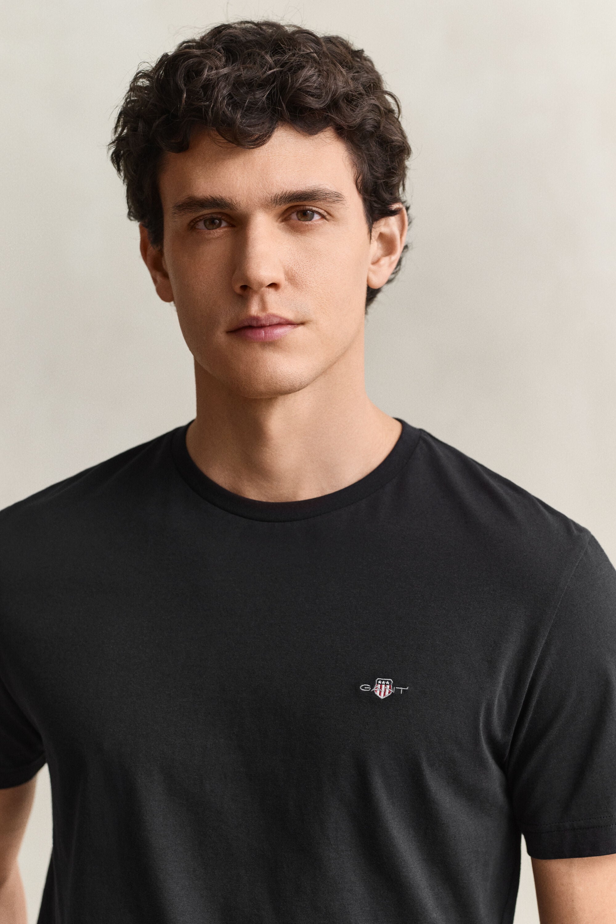 T-shirt regular avec écusson