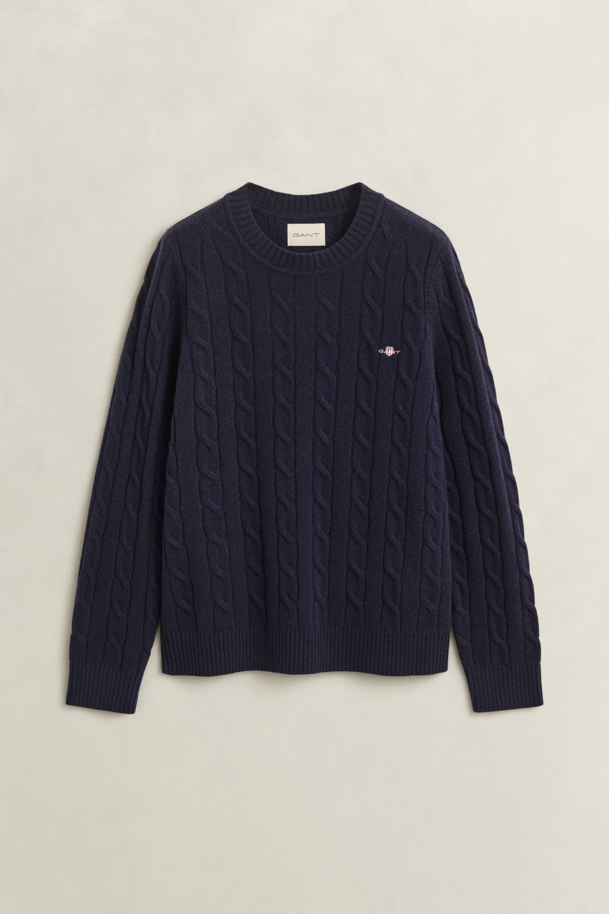 Pull en laine d’agneau à maille torsadée