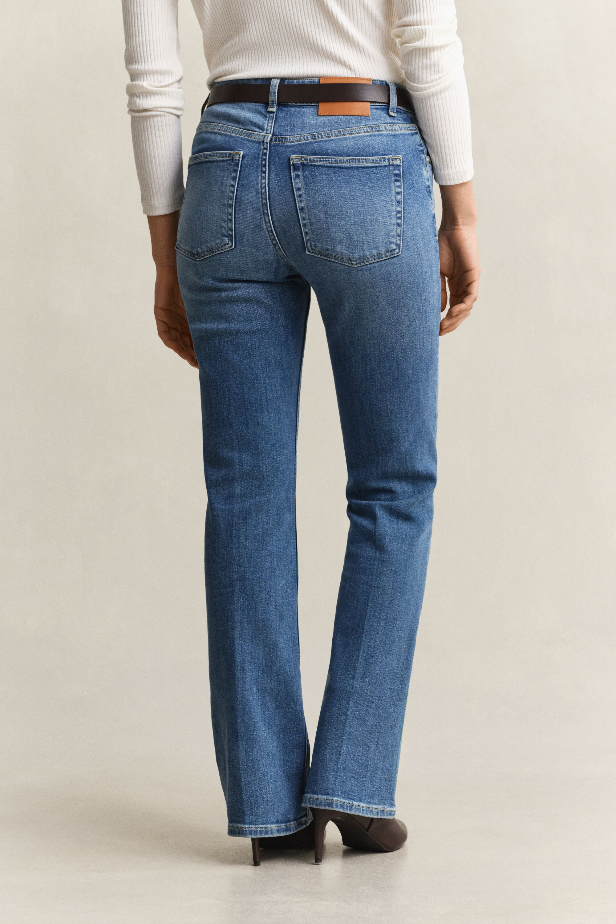 Jean stretch coupe slim évasé
