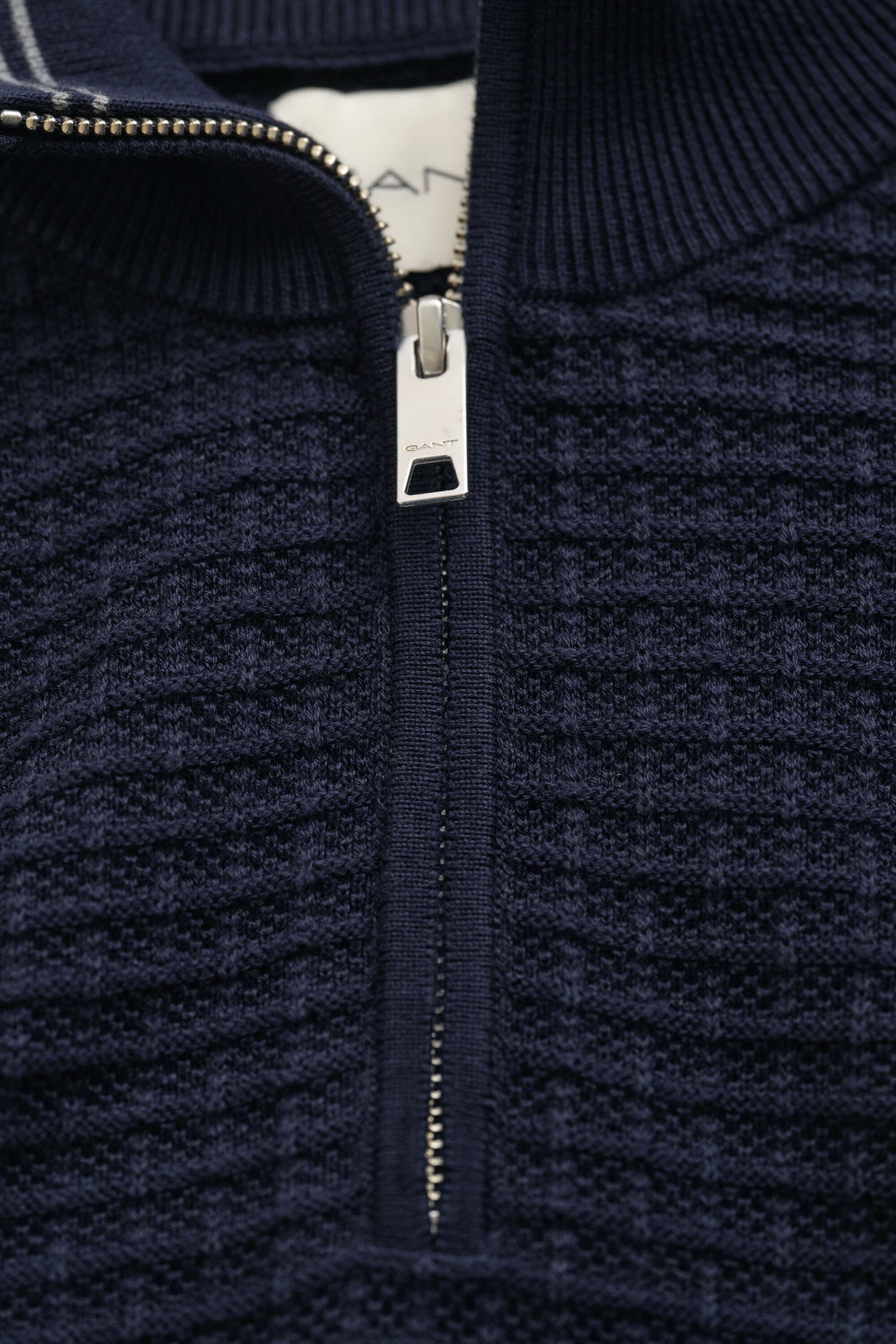 Pull à demi-zip texturé