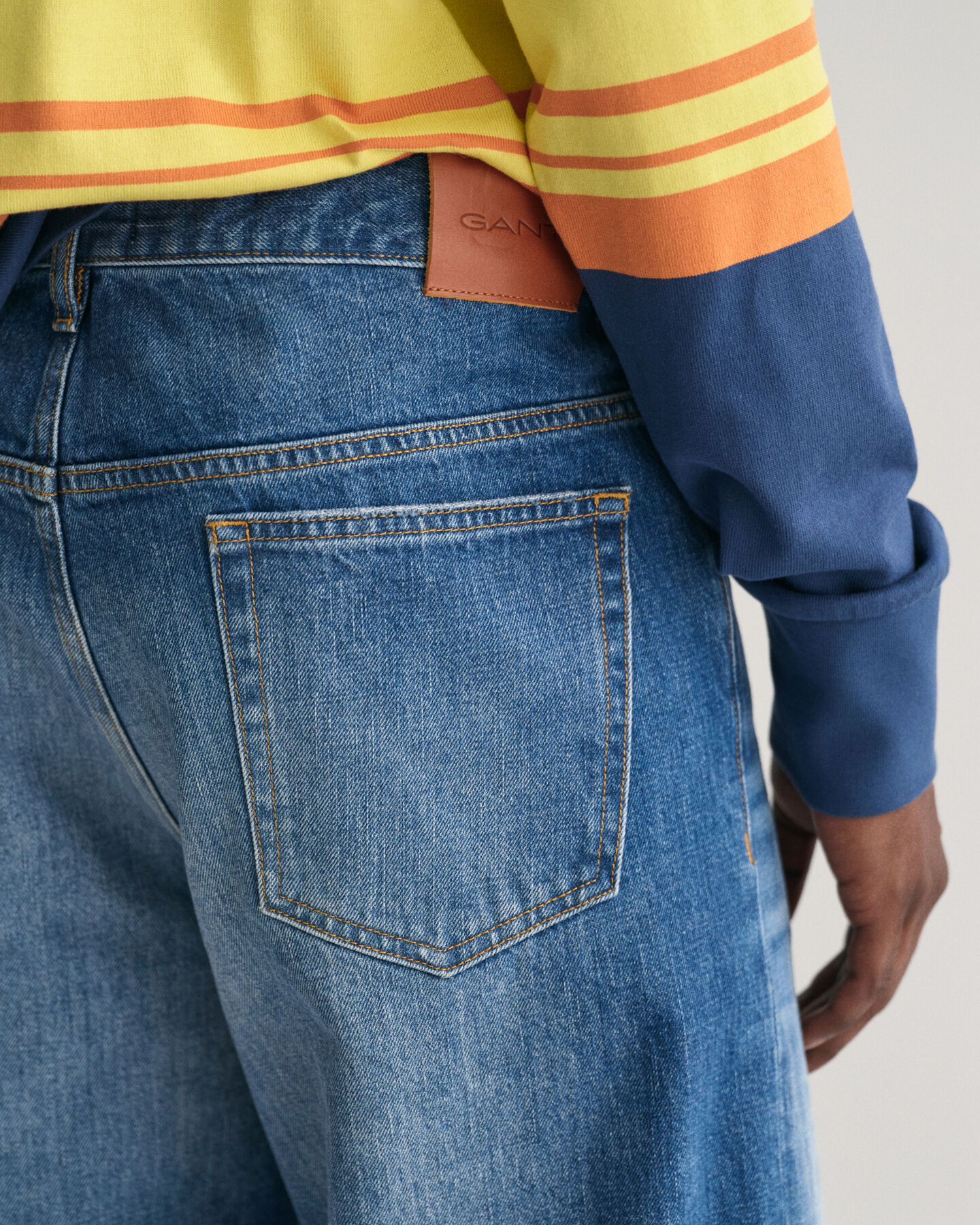 Jean coupe ample &agrave; d&eacute;lavage vintage