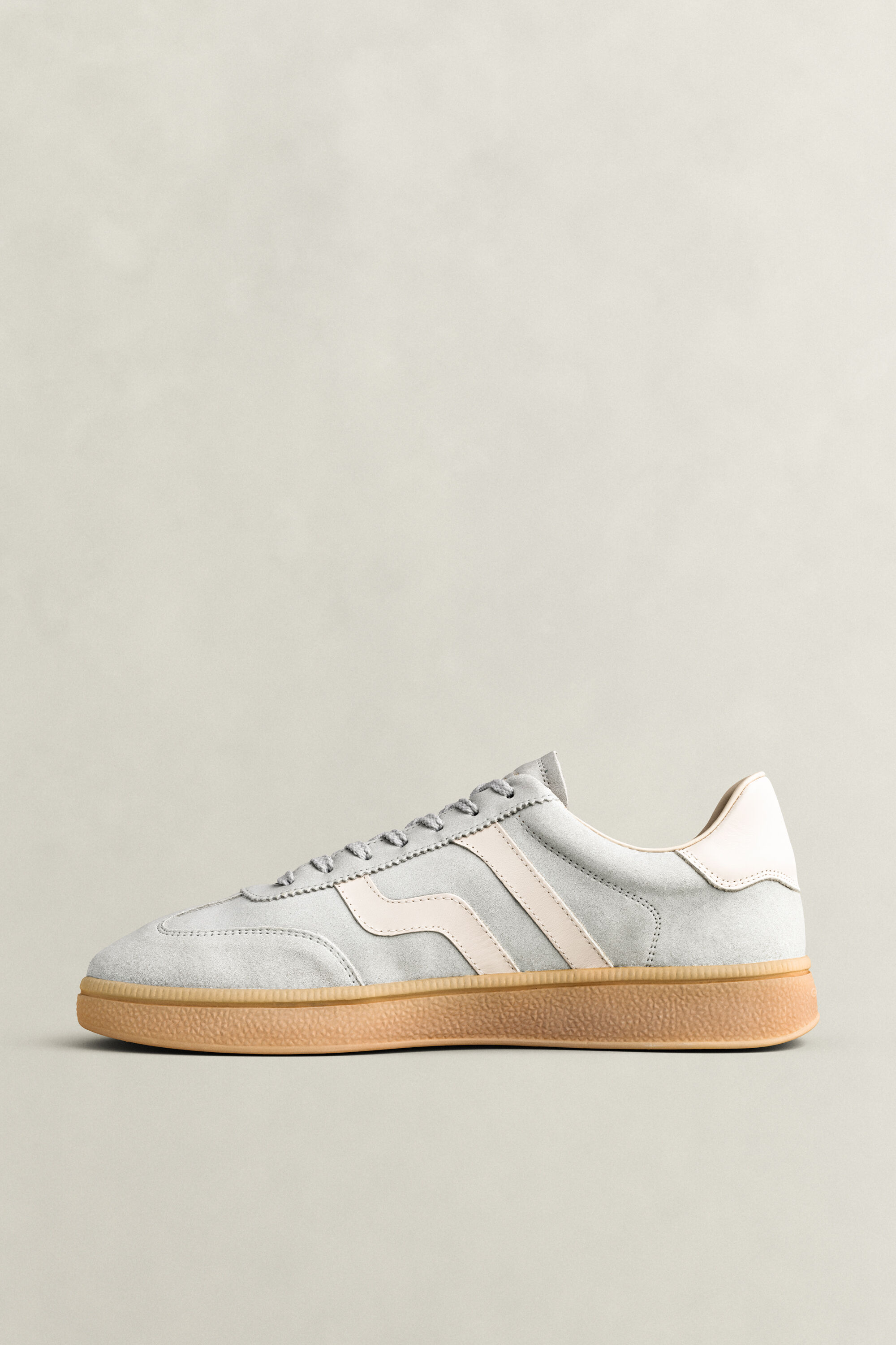 Baskets en daim Cuzmo