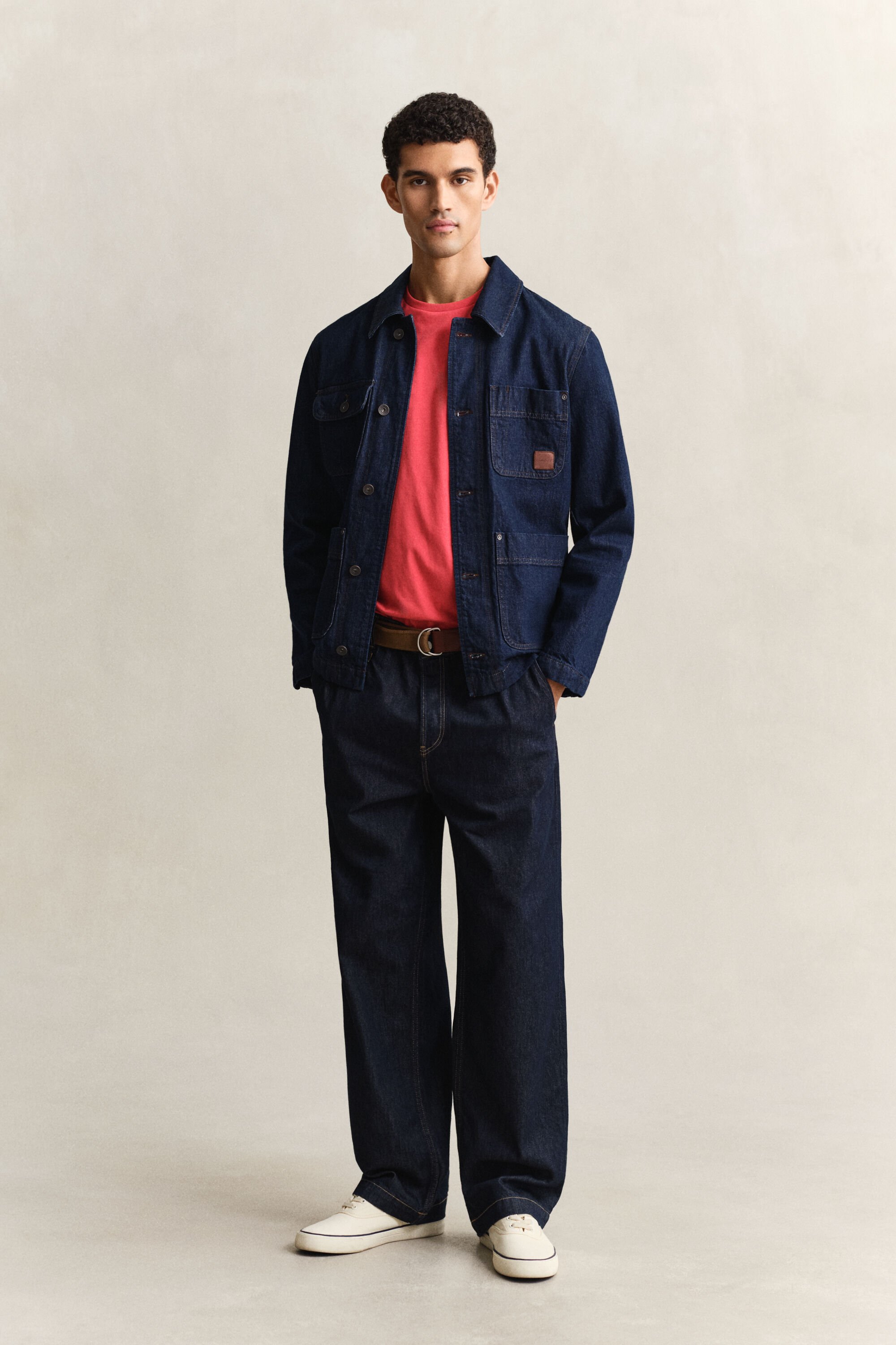 T-shirt coupe regular Shield