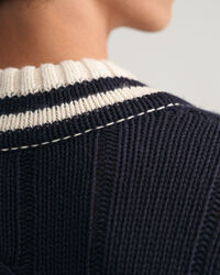 Pull col V en intarsia