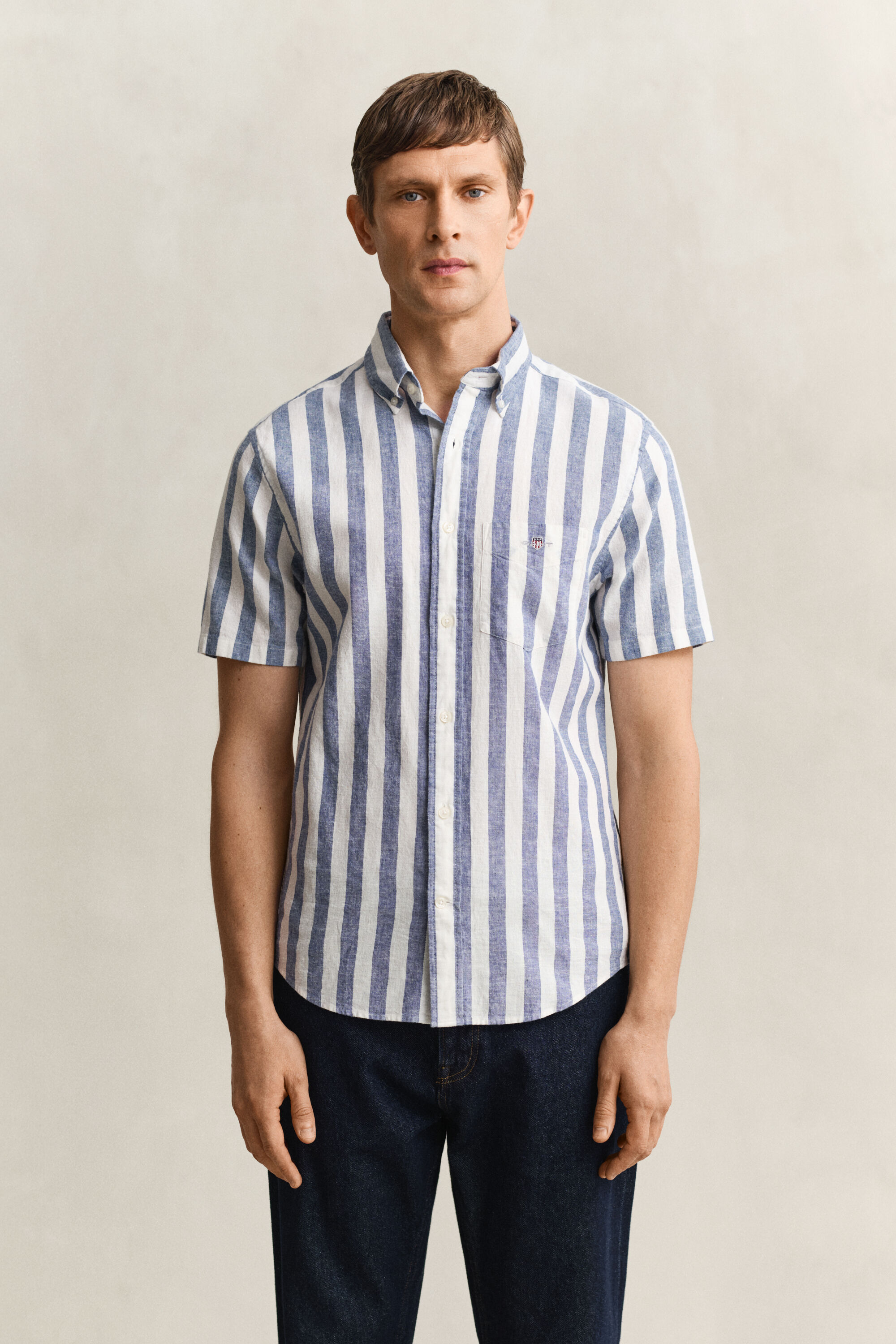 Chemise à manches courtes en lin mélangé à rayures
