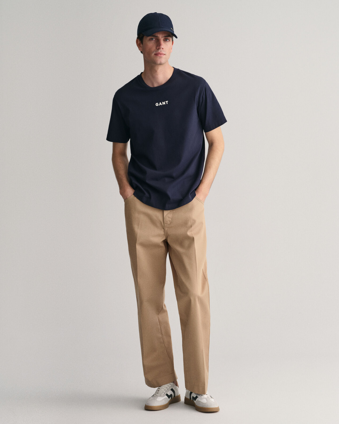 T-shirt avec petit contrastant GANT Logo