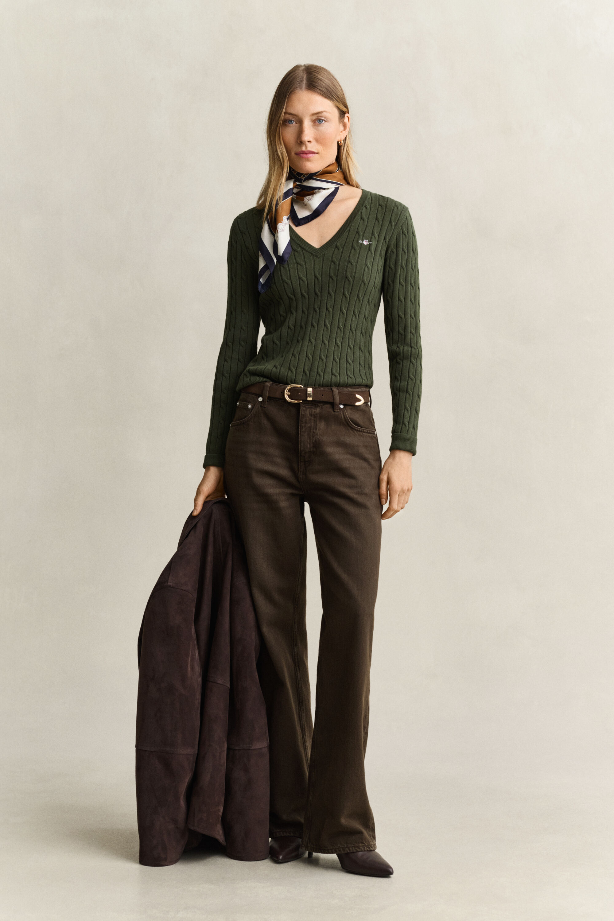 Pull en maille torsadée classique