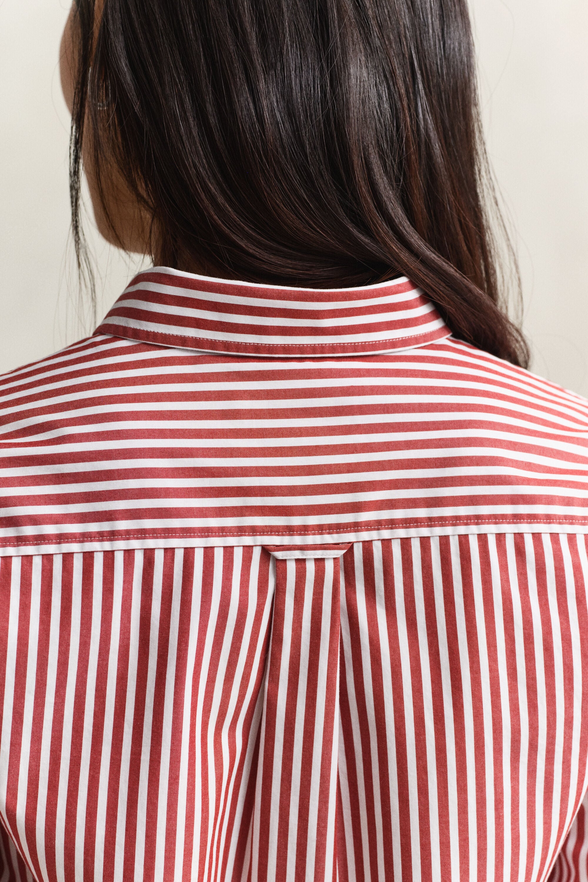 Chemise classique coupe regular en popeline à rayures