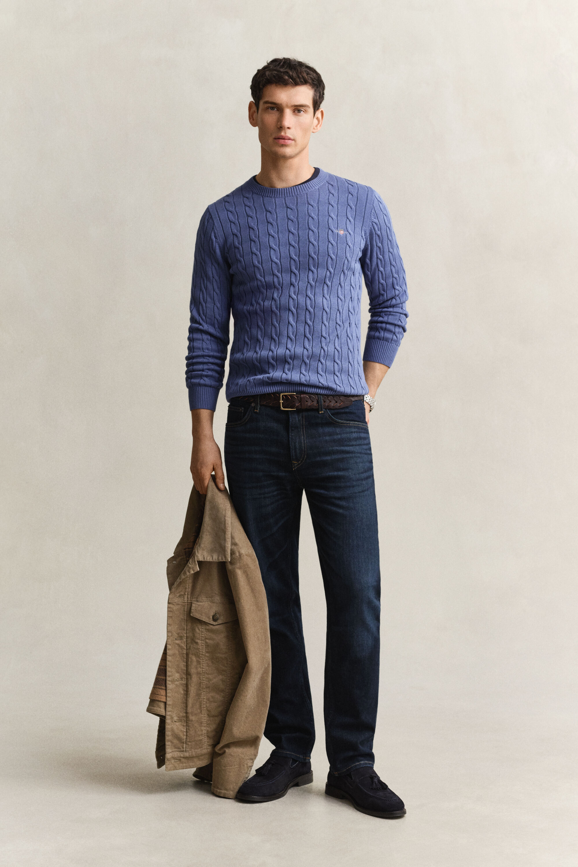 Pull en maille torsadée classique
