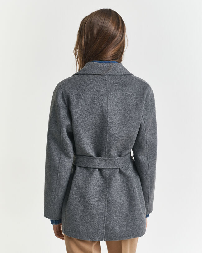 Veste cousue main avec ceinture