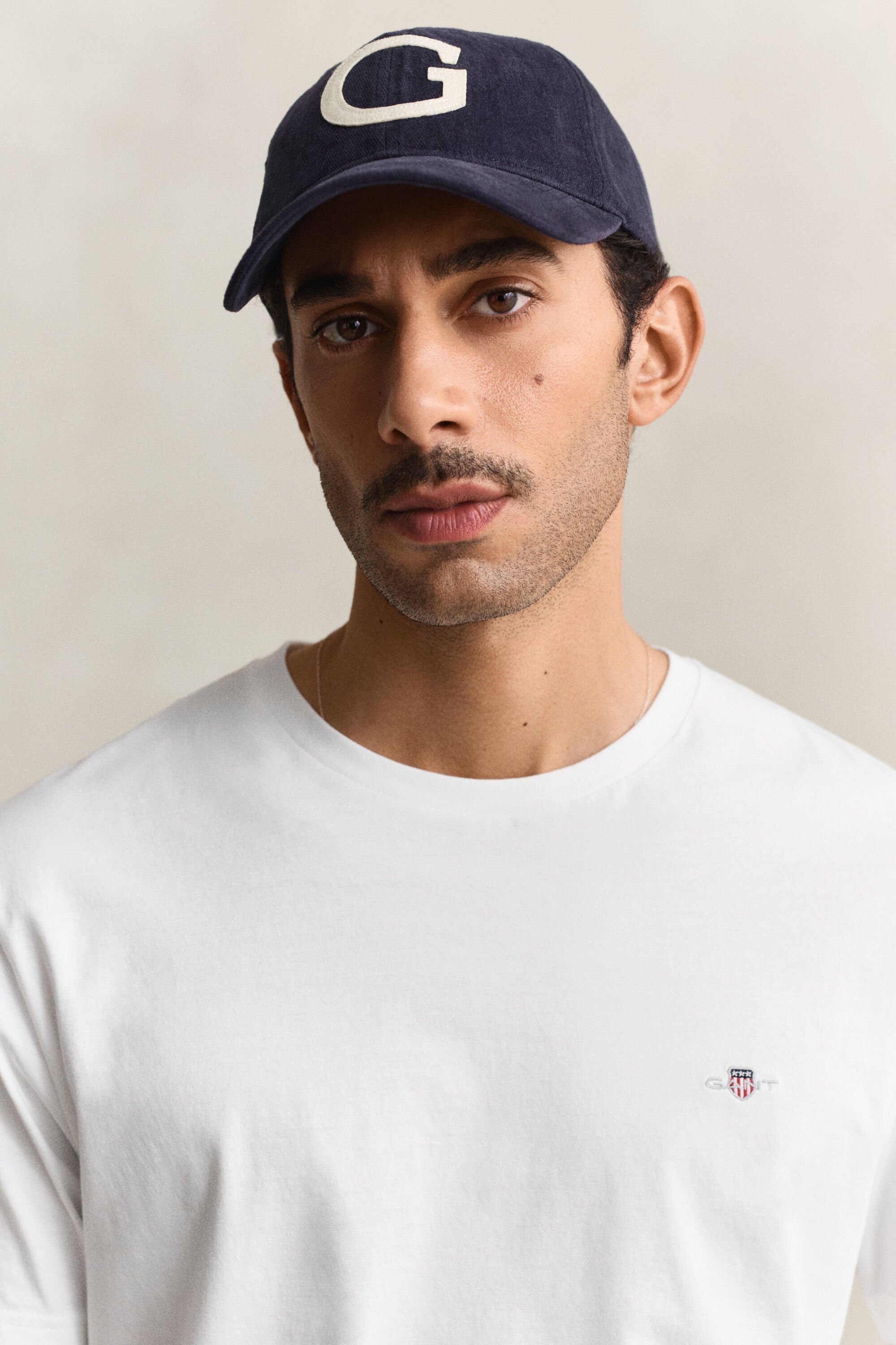 T-shirt coupe regular Shield