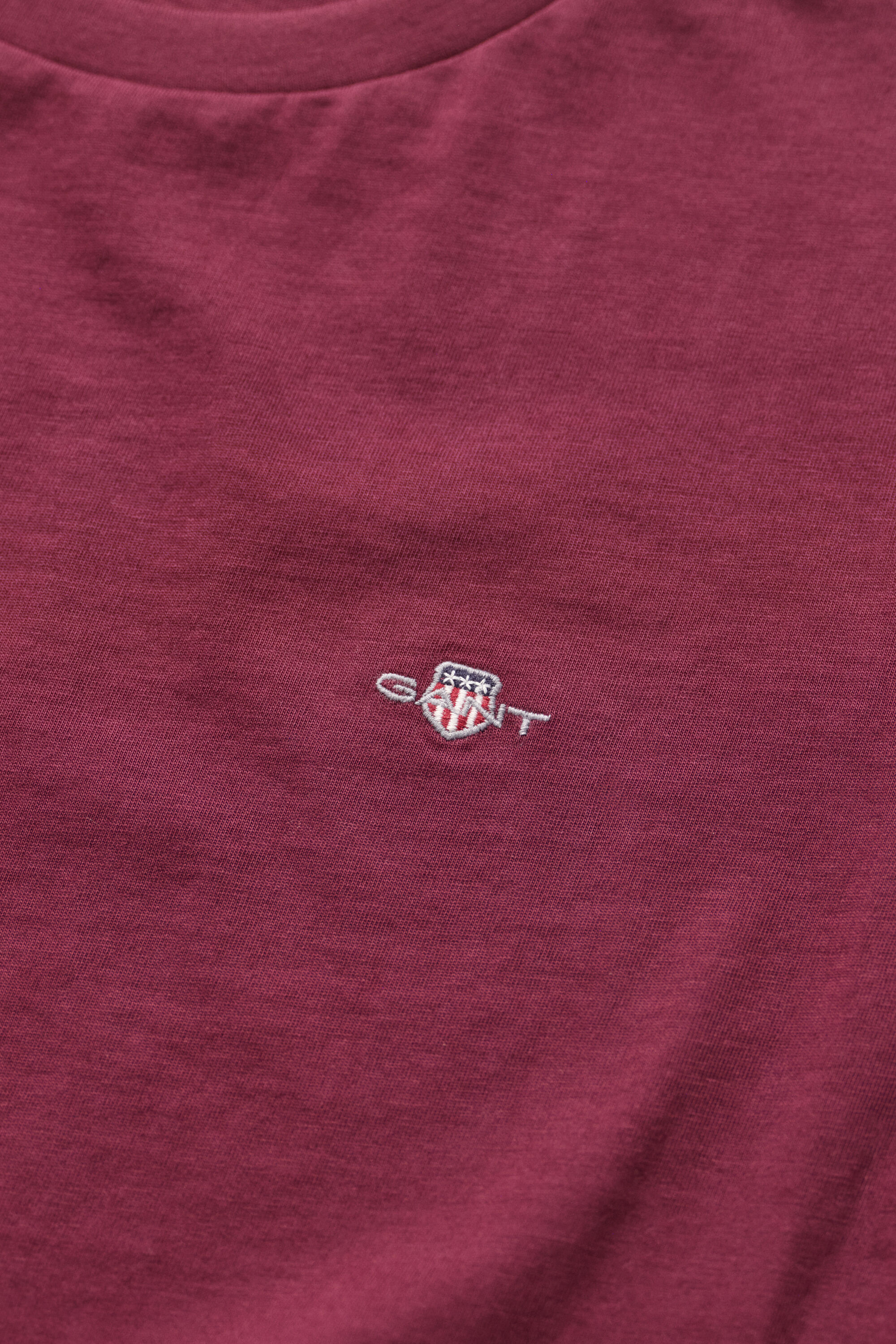 T-shirt avec écusson