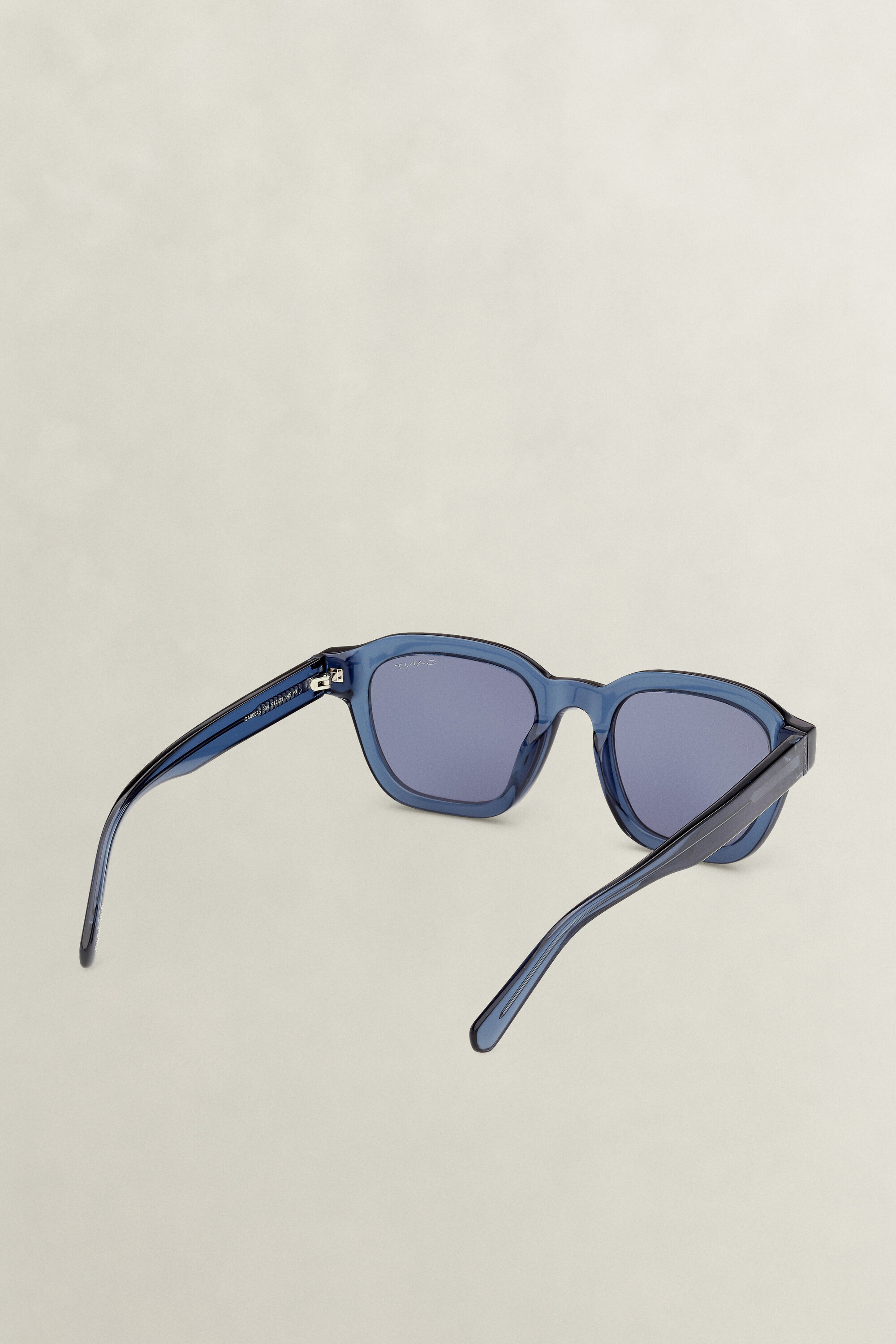 Lunettes de soleil géométriques