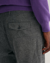 Pantalon ajusté à chevrons