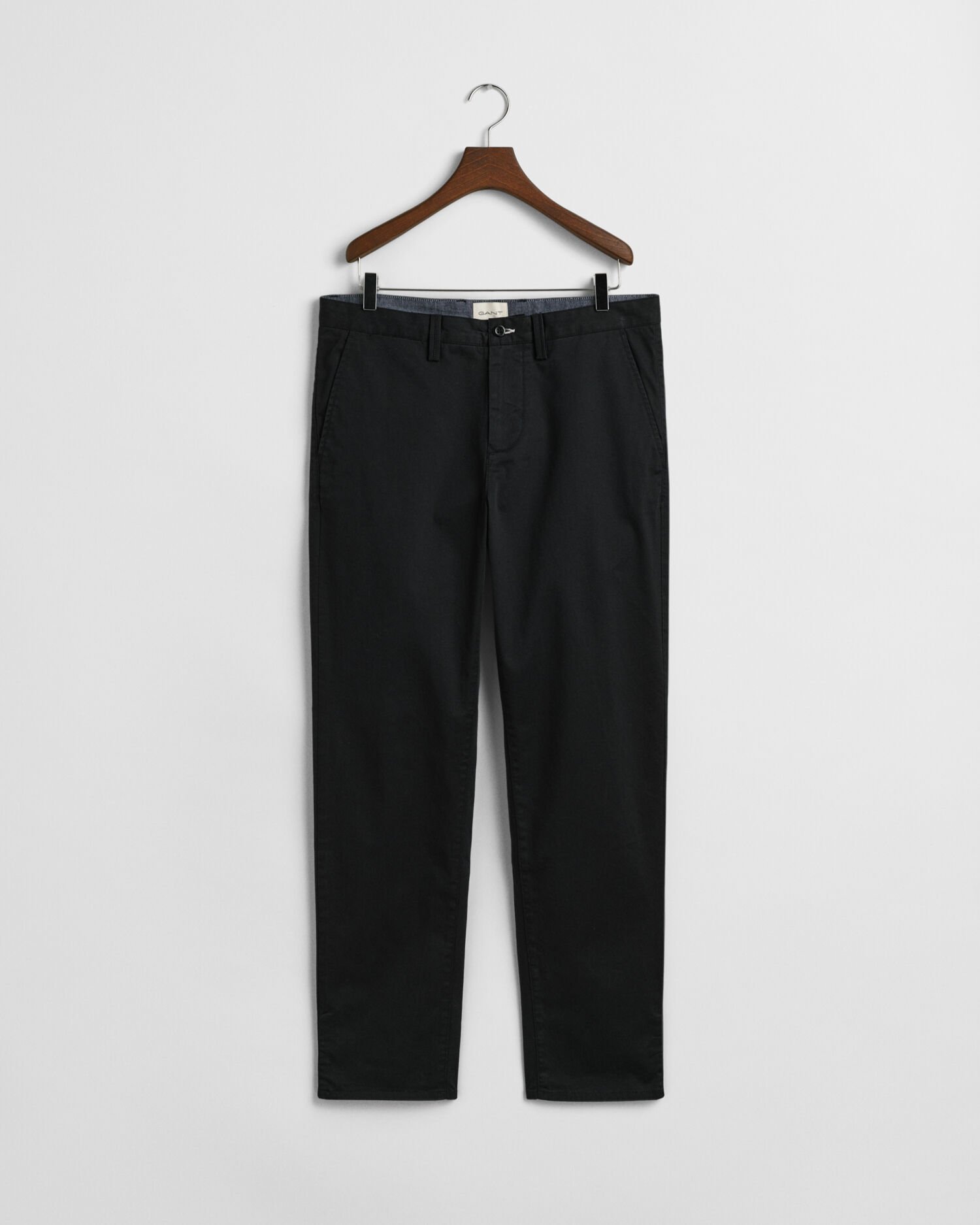 Pantalon chino coupe regular en sergé