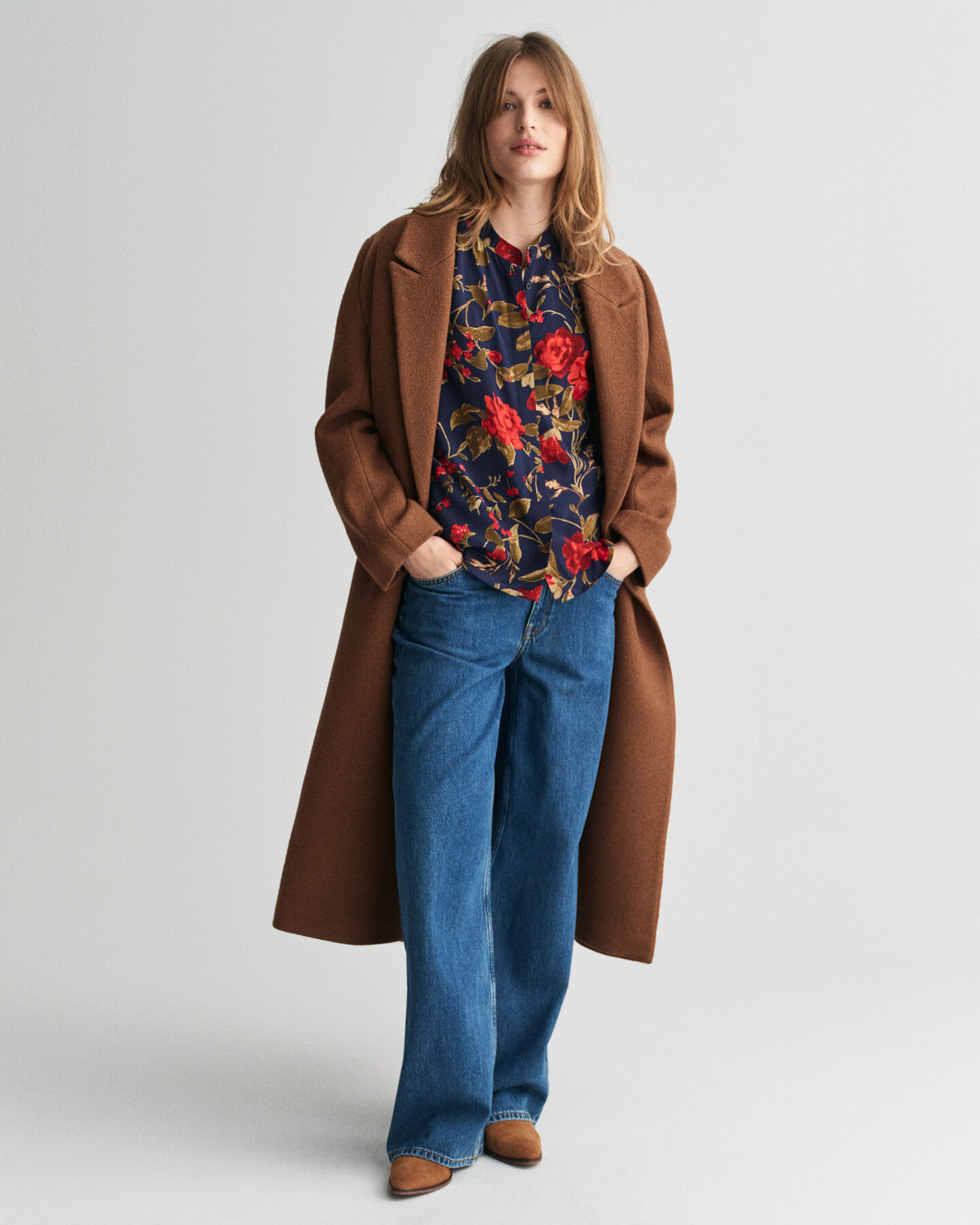 Chemisier à roses imprimées