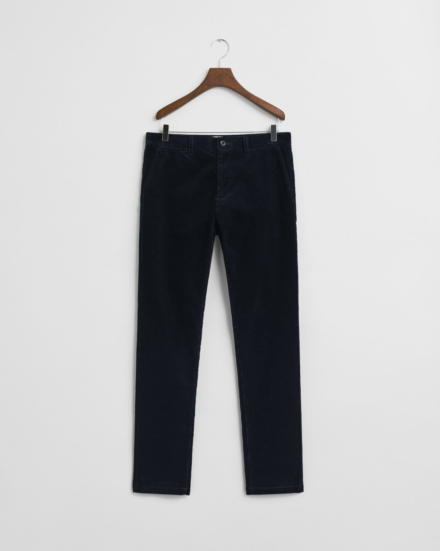 Pantalon chino slim fit en velours côtelé
