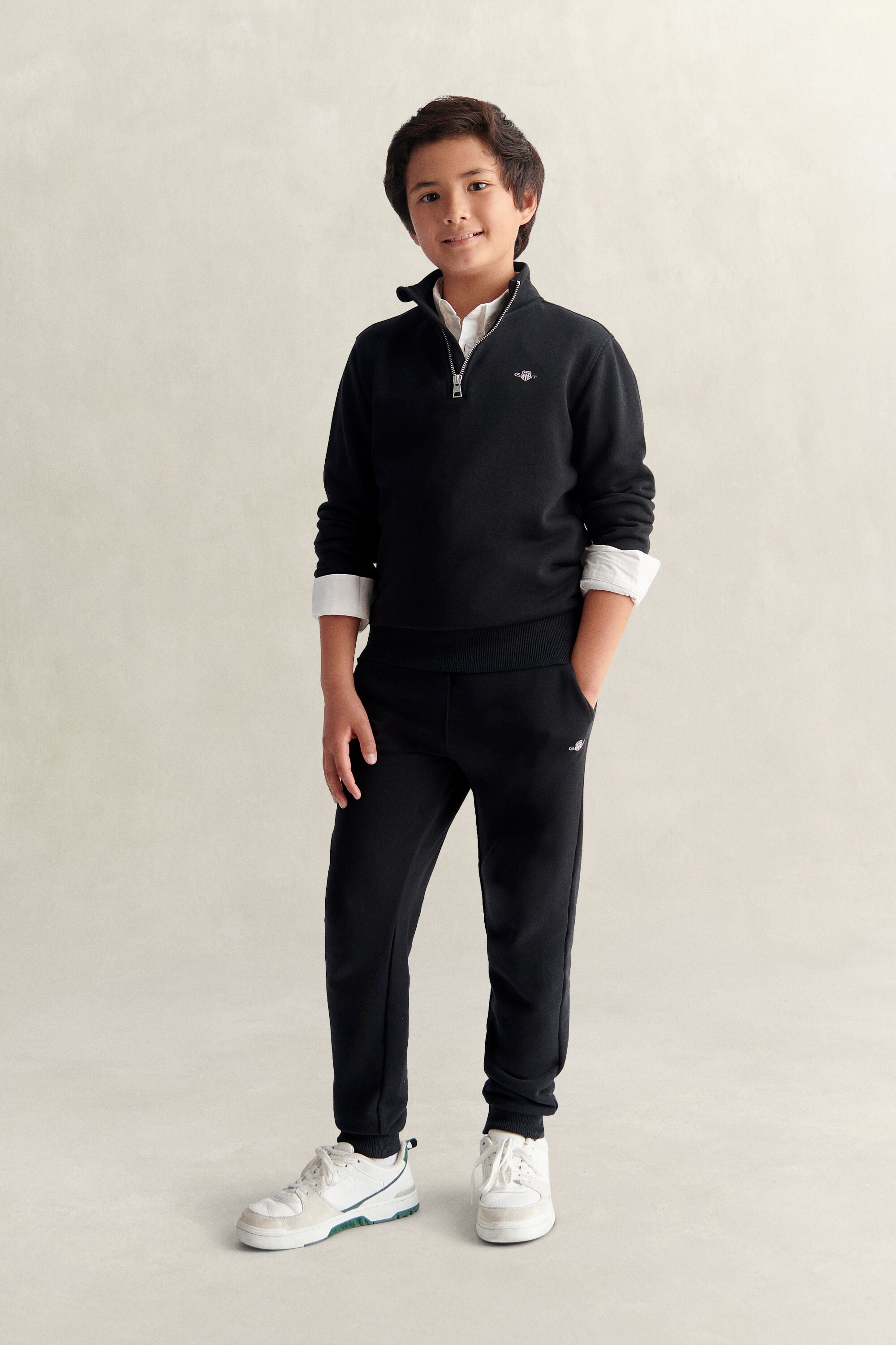 Sweat-shirt à demi-zip avec écusson Ado Garçon