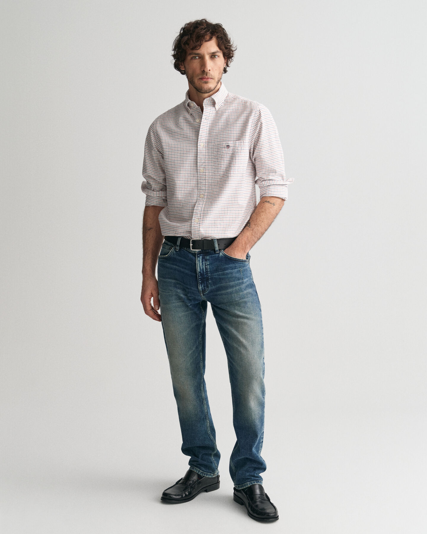 Jean regular fit &agrave; d&eacute;lavage vintage