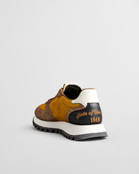 Baskets en velours c&ocirc;tel&eacute; et daim Caffay