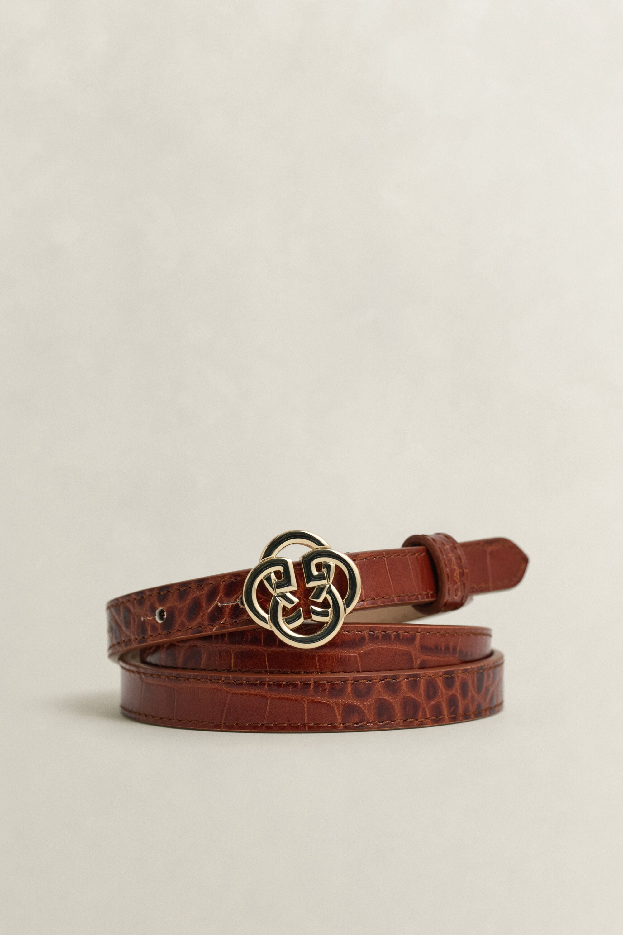 Ceinture imitation crocodile avec monogramme