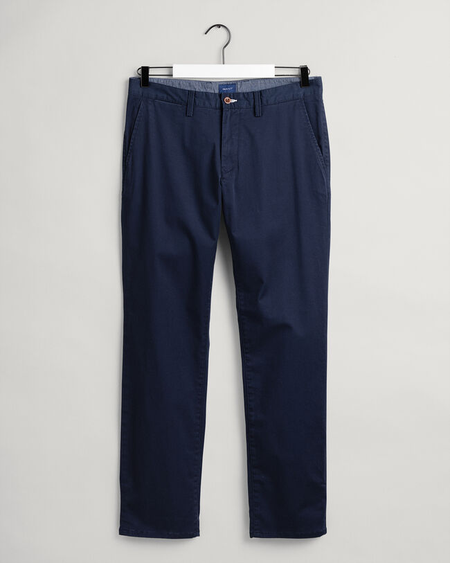 Pantalon chino regular fit en sergé