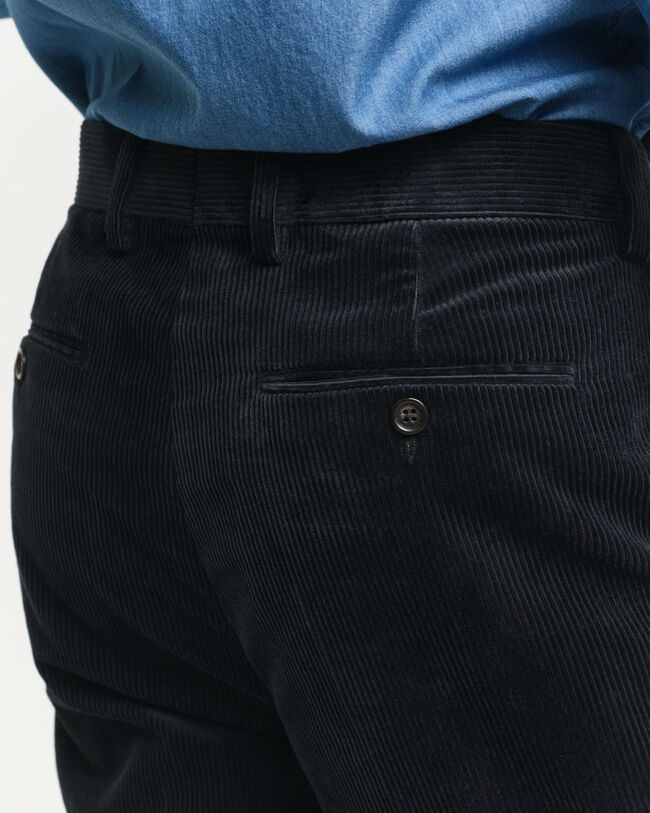 Pantalon de costume slim fit en velours côtelé