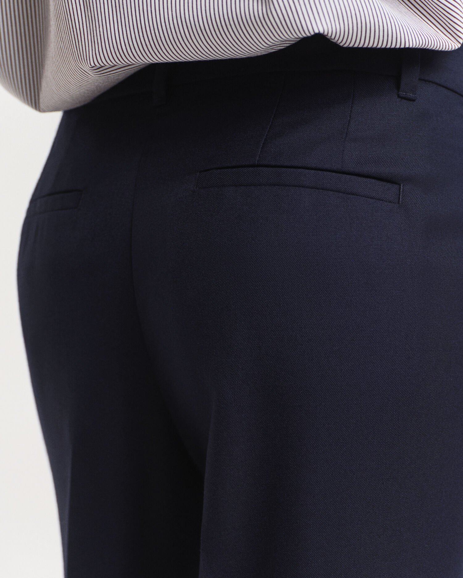 Pantalon élégant en laine mélangée