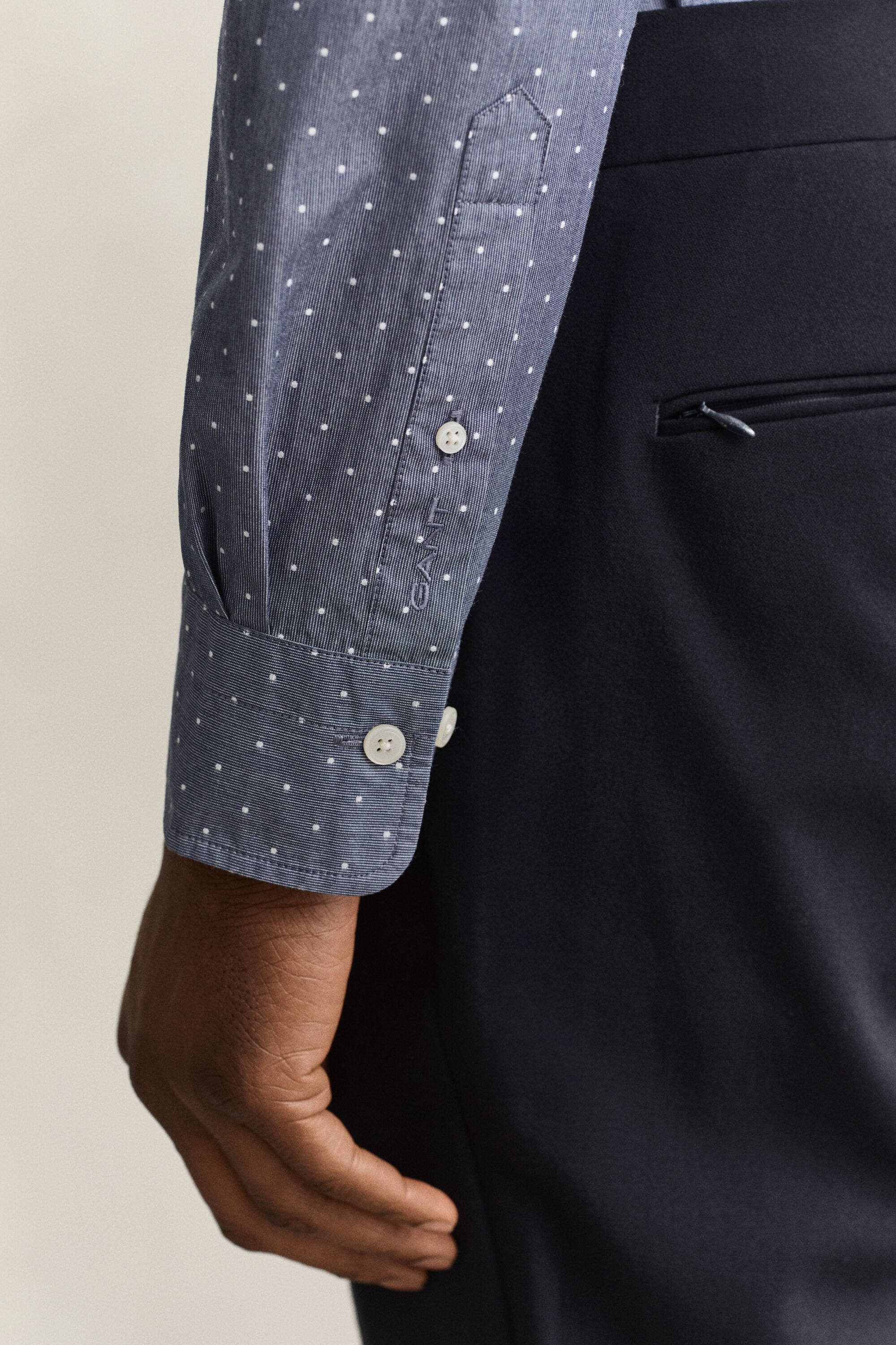 Chemise en fil coupé